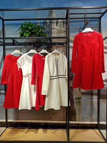 深圳oem潮牌旗下音非19秋裝專做國(guó)內(nèi)品牌女裝采購(gòu)批發(fā)貨源